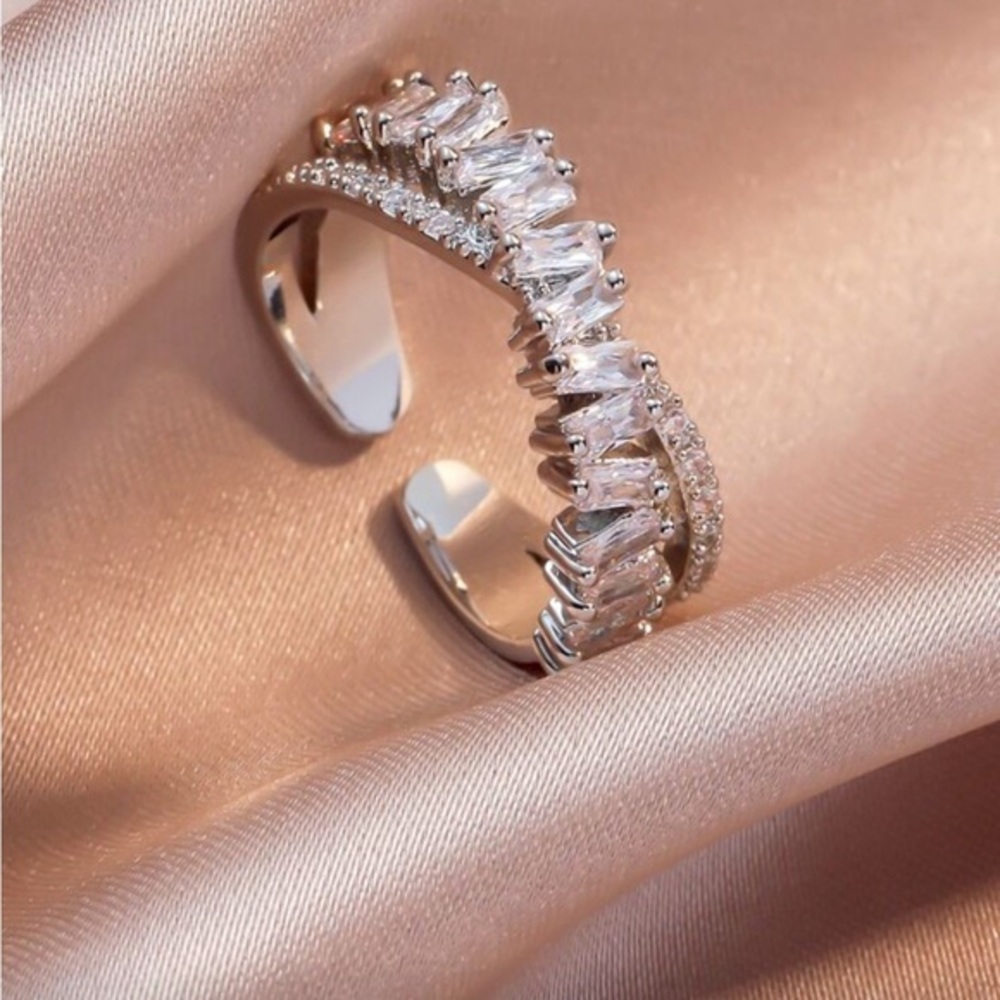 Silver cz ring